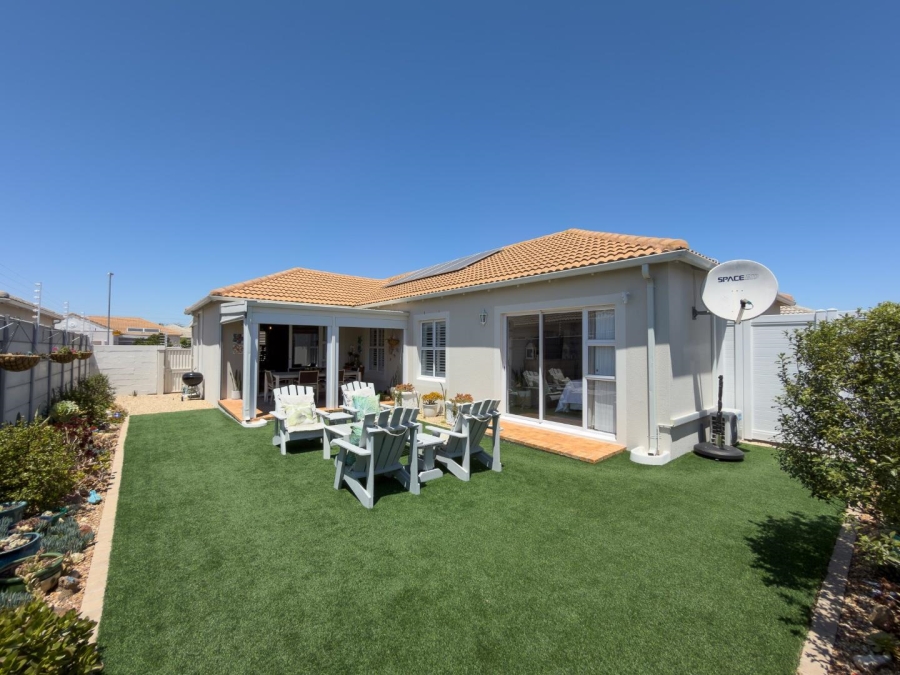 3 Bedroom Property for Sale in Sunningdale Western Cape